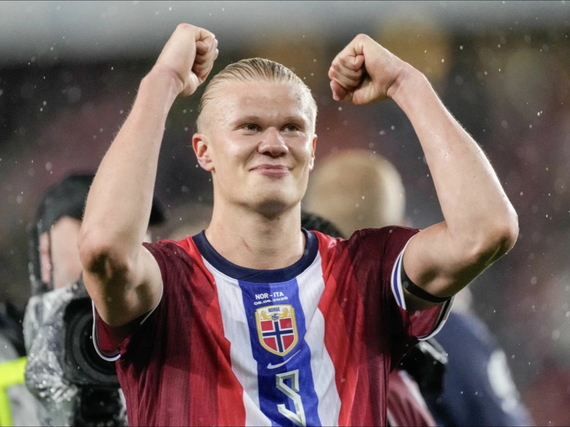 JIEJIE Lillia的古代 Dragon 混战难以逆转，JKL Jhin的800攻击团战收割 Top Esports 并获得比赛点