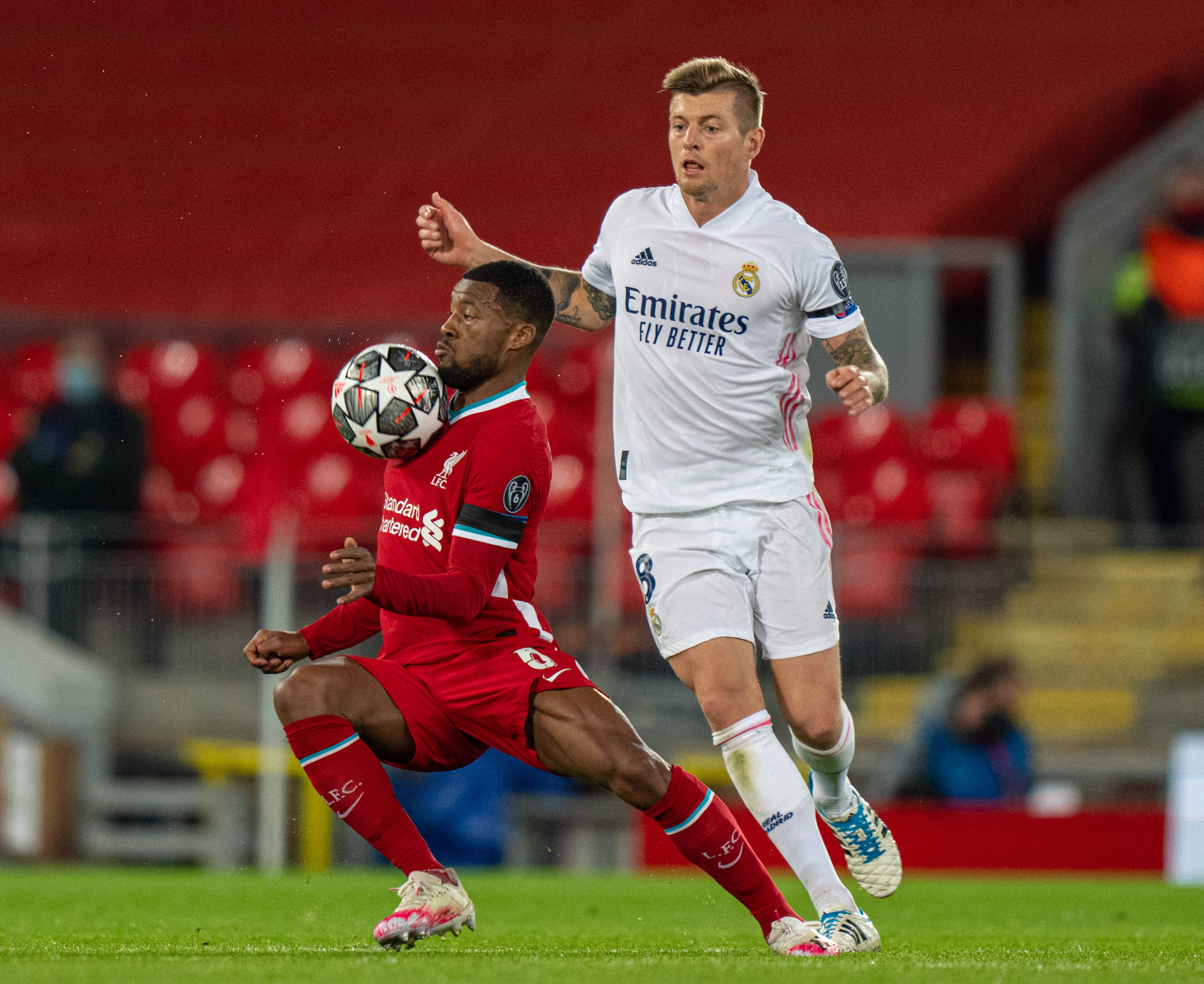 NIP, Fnatic , 和 FUT Esports 收到 StarLadder StarSeries Fall 2025：欧洲资格赛的邀请