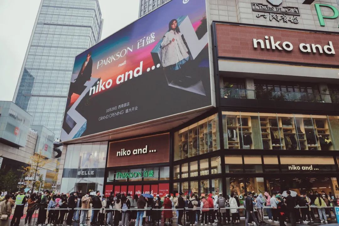 开就有！周敢敢猛猛开团 Doby薇古丝爆杀乱飞 957队1-0姿态队