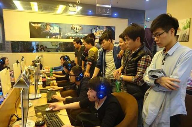 资讯绝地求生决赛圈再现经典名场面《没上子弹》