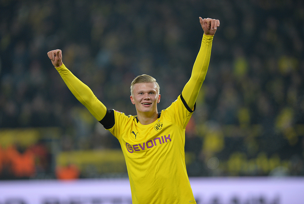 Weiwei 玩 Wei 打不过 Wei knight Kuchi 的暴力输出 Bilibili Gaming 轻松拿下比赛点